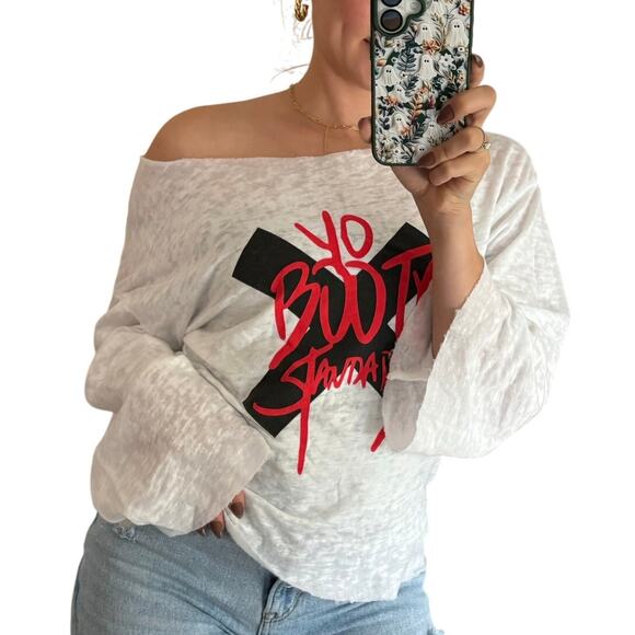 Tyra Banks ModelLand S White Yo Booty Standards Graphic Cutoff Cozy Knit Sweater - Picture 1 of 6